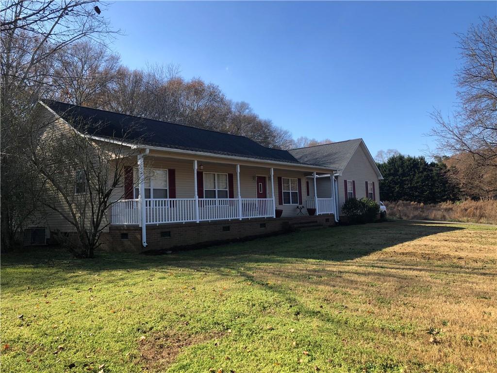 Sold 472 Babb Road Seneca Sc 29678 4 Beds 3 Full Baths 230000 Sold Listing